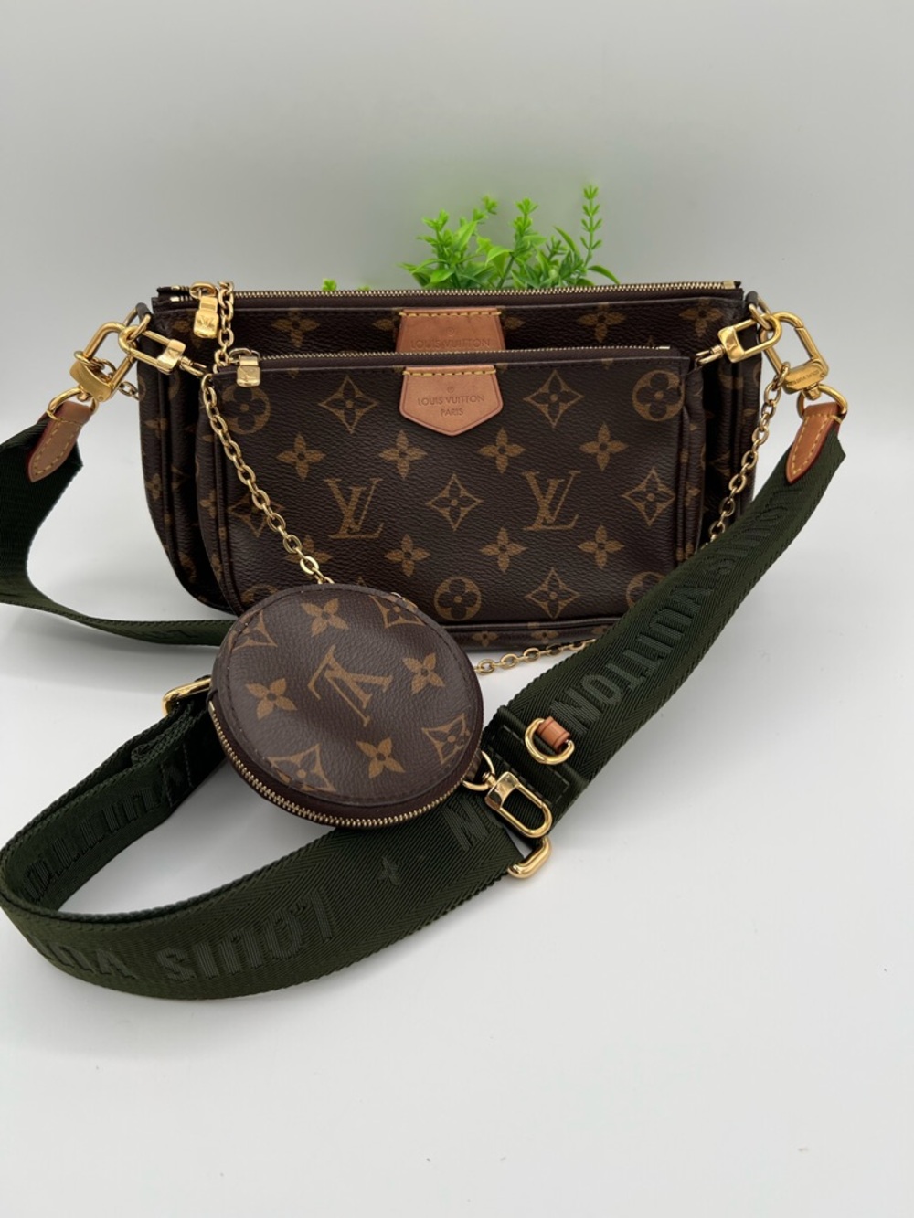 Louis Vuitton Brown Monogram Multi-Pochette with Green Strap😍🔥